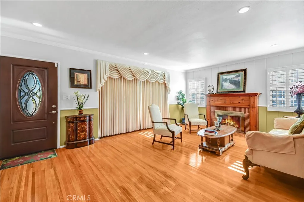 5503 Golden West Avenue, Temple City, California 91780 home-pic-7